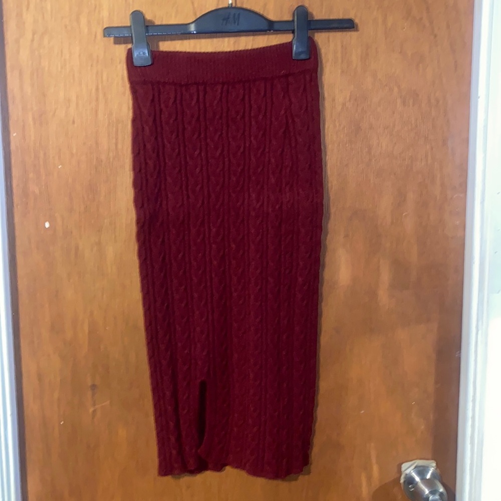 Sweater style skirt